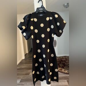 Scoop Women’s Short Sleeve Pleat Shoulder Sweater Dress In A Polka Dot Pattern.